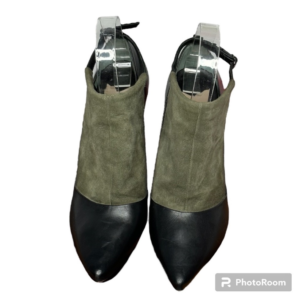 10 Crosby Derek Lam Casia Leather Ankle Heel Bootie Two Tone Black/Olive Size 8
